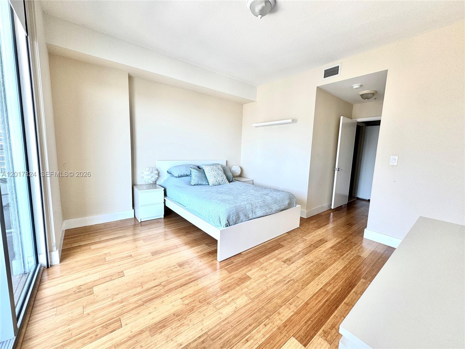 1111 SW 1st Ave #3524-N, Miami FL 33130
