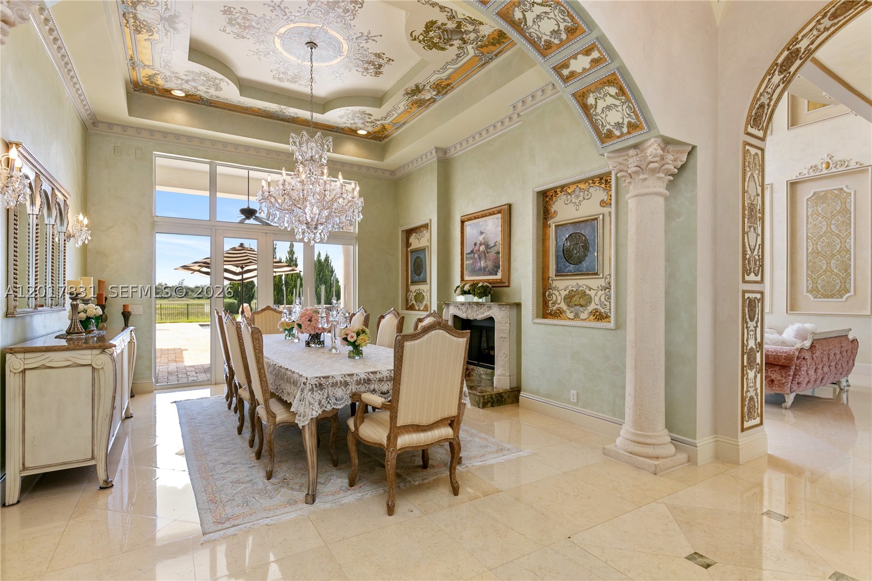 2951 Lake Ridge Ln, Weston FL 33332
