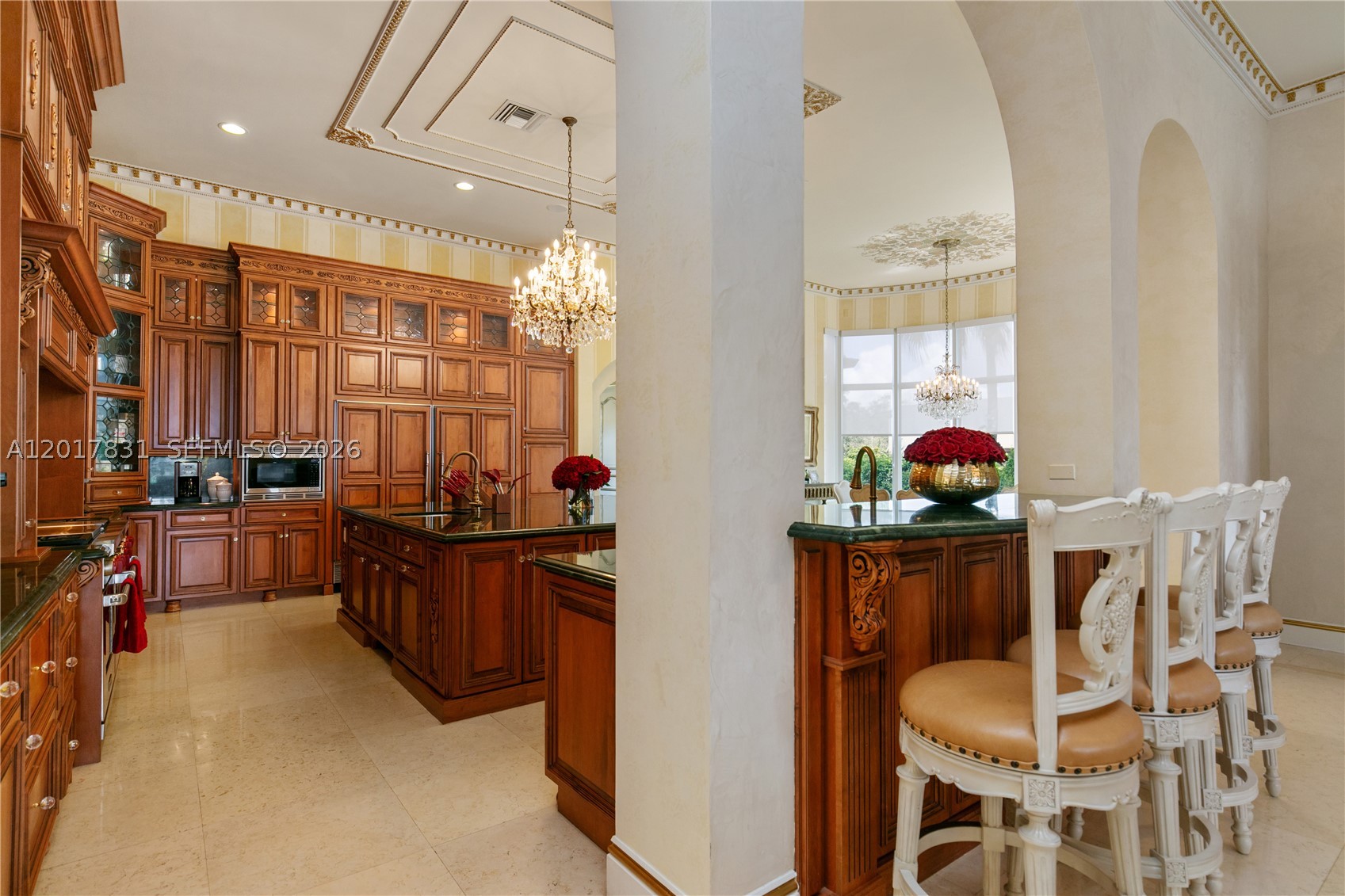 2951 Lake Ridge Ln, Weston FL 33332
