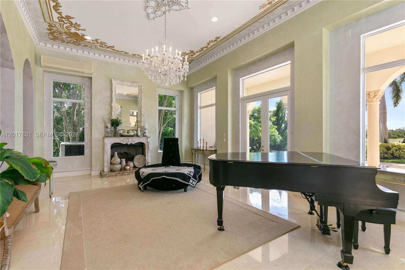 2951 Lake Ridge Ln, Weston FL 33332