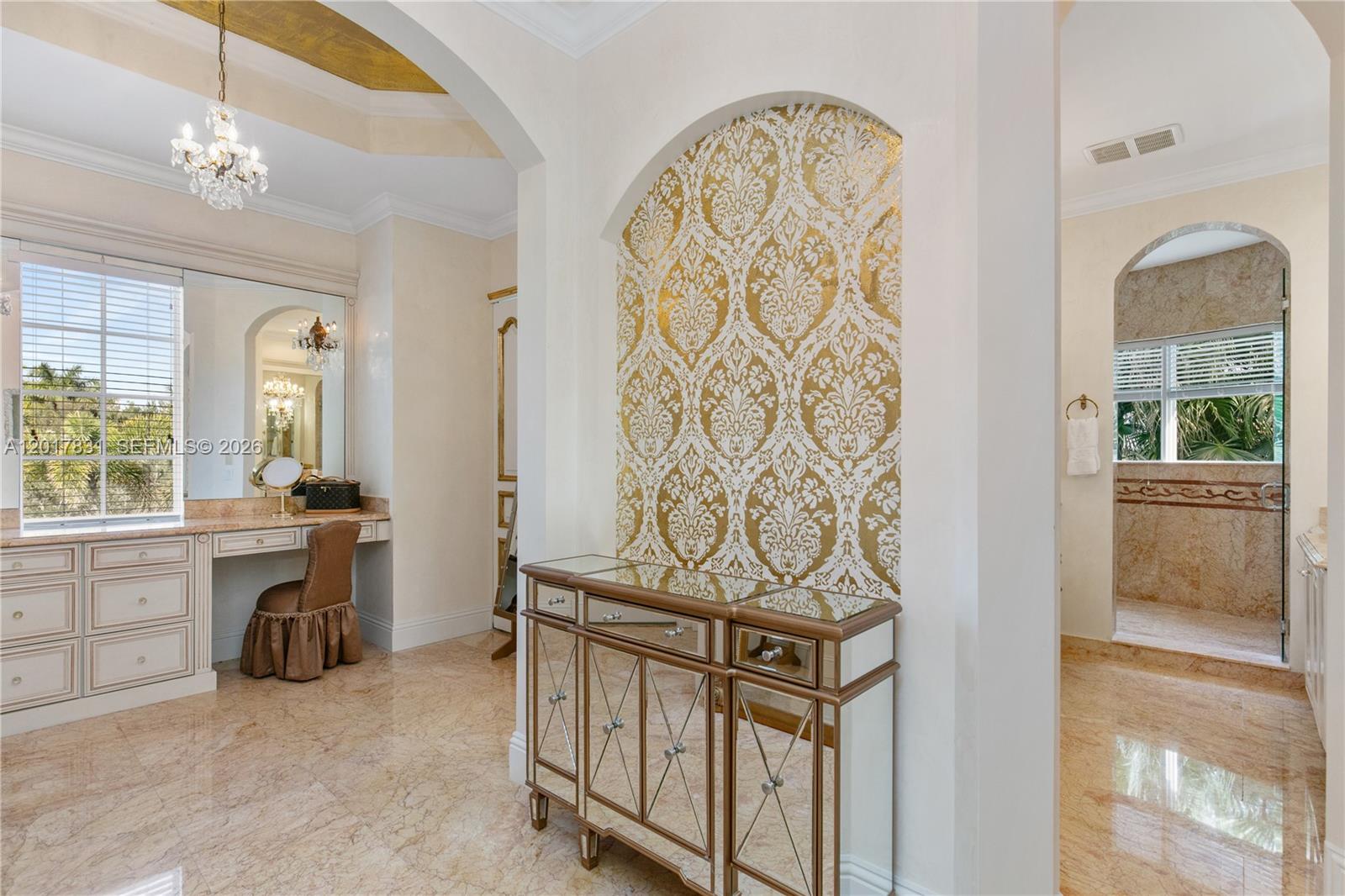 2951 Lake Ridge Ln, Weston FL 33332