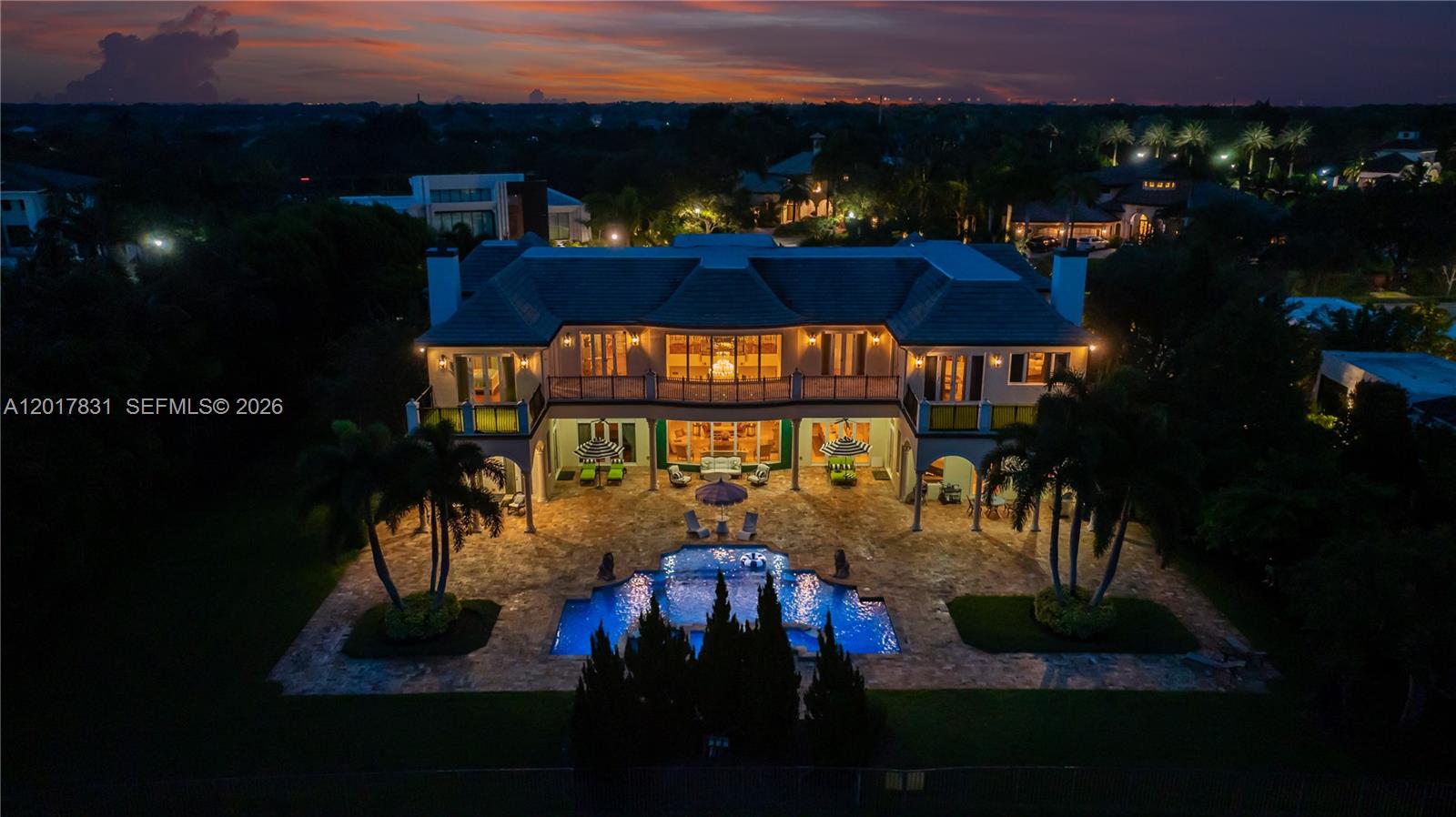 2951 Lake Ridge Ln, Weston FL 33332