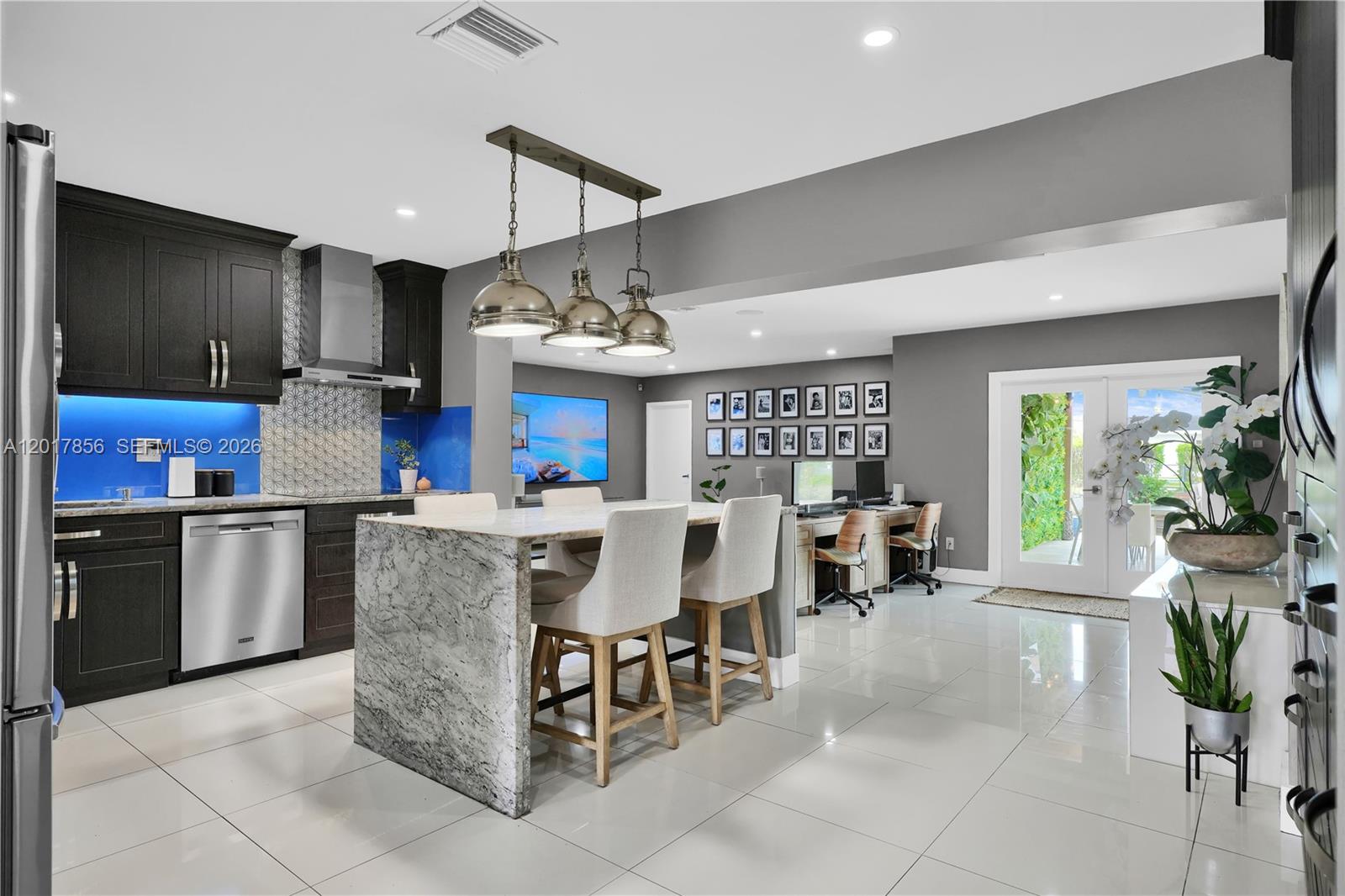 5241 SW 104th Ave, Miami FL 33165