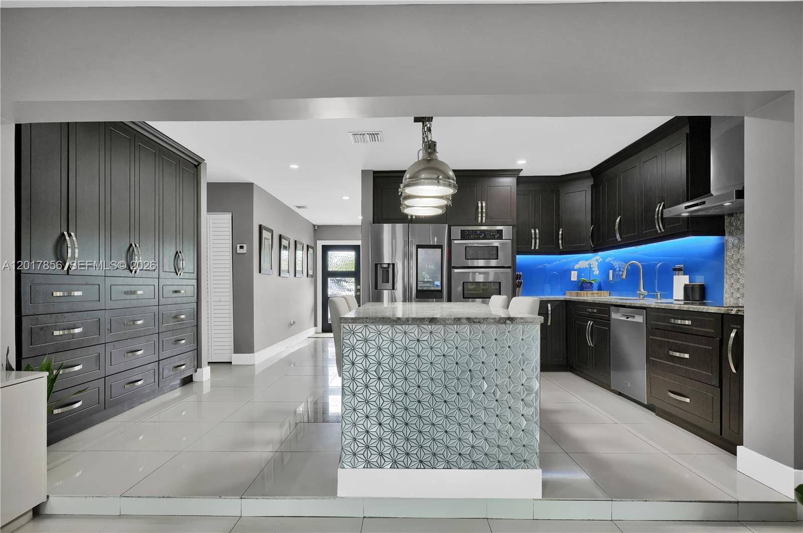 5241 SW 104th Ave, Miami FL 33165