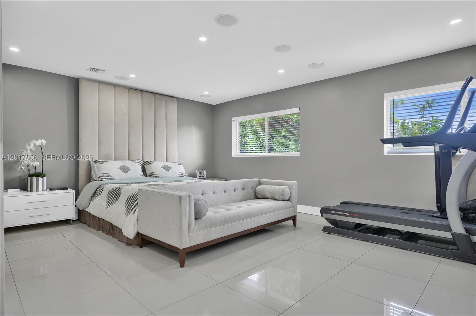 5241 SW 104th Ave, Miami FL 33165