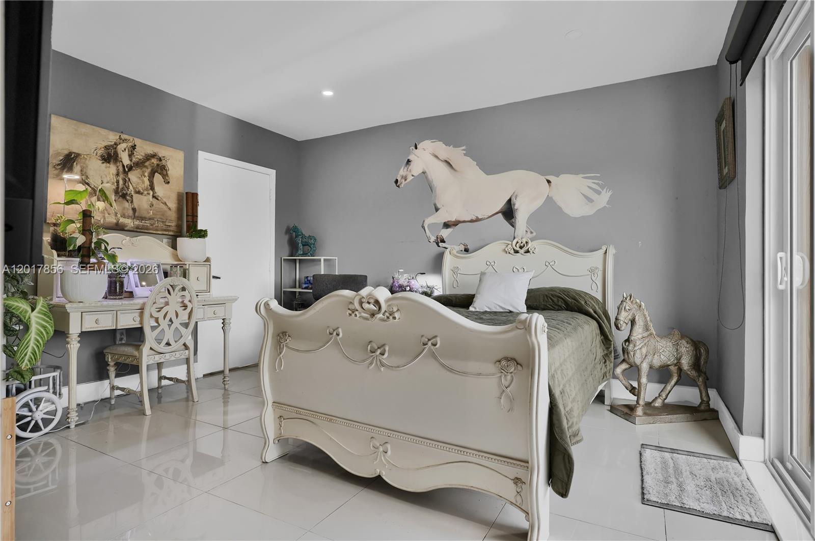 5241 SW 104th Ave, Miami FL 33165