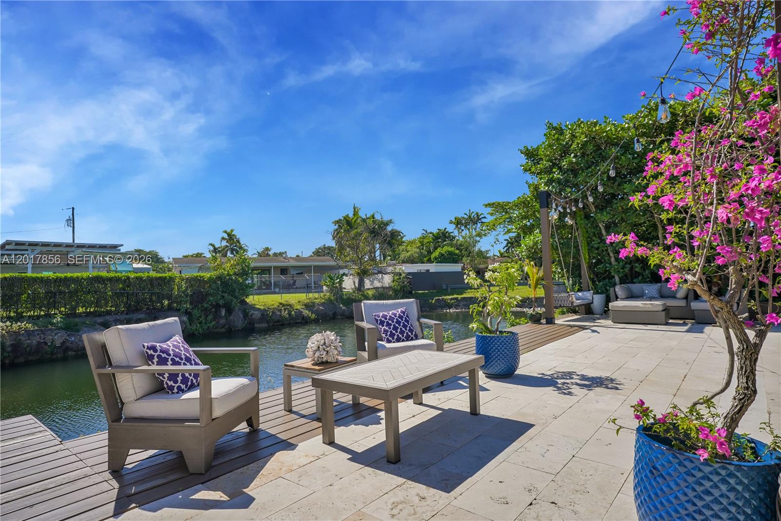 5241 SW 104th Ave, Miami FL 33165