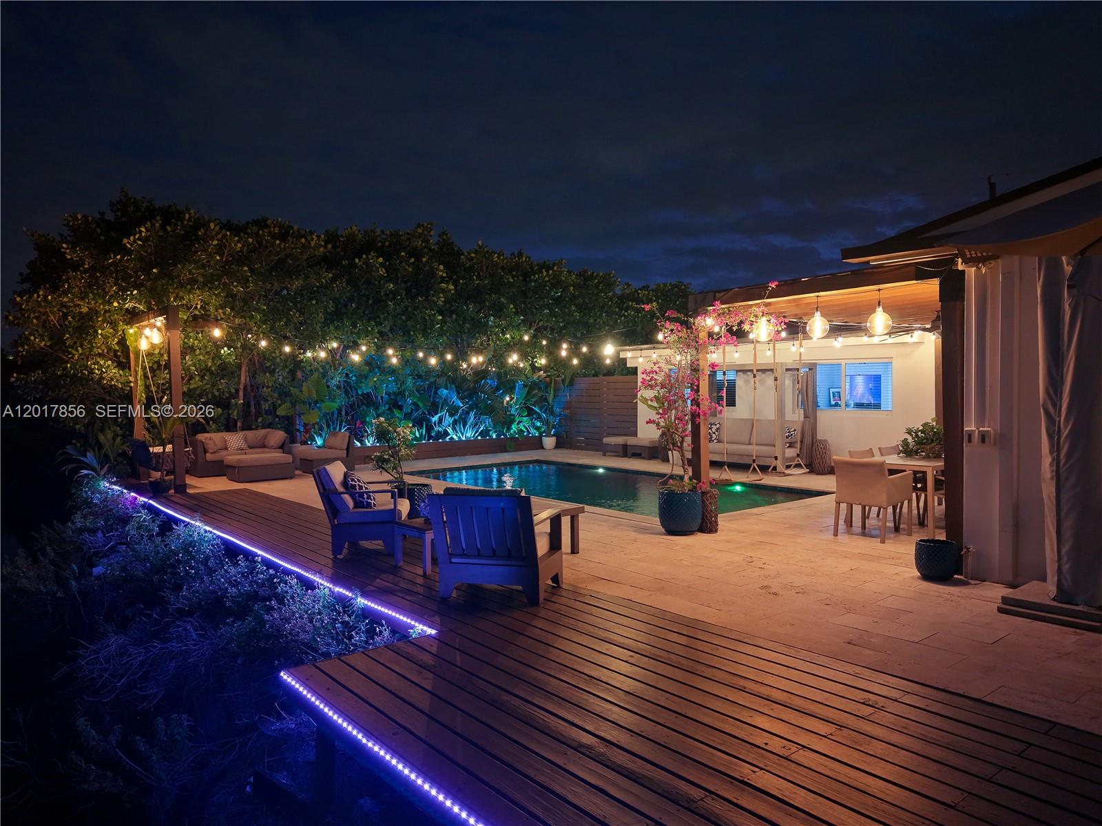5241 SW 104th Ave, Miami FL 33165