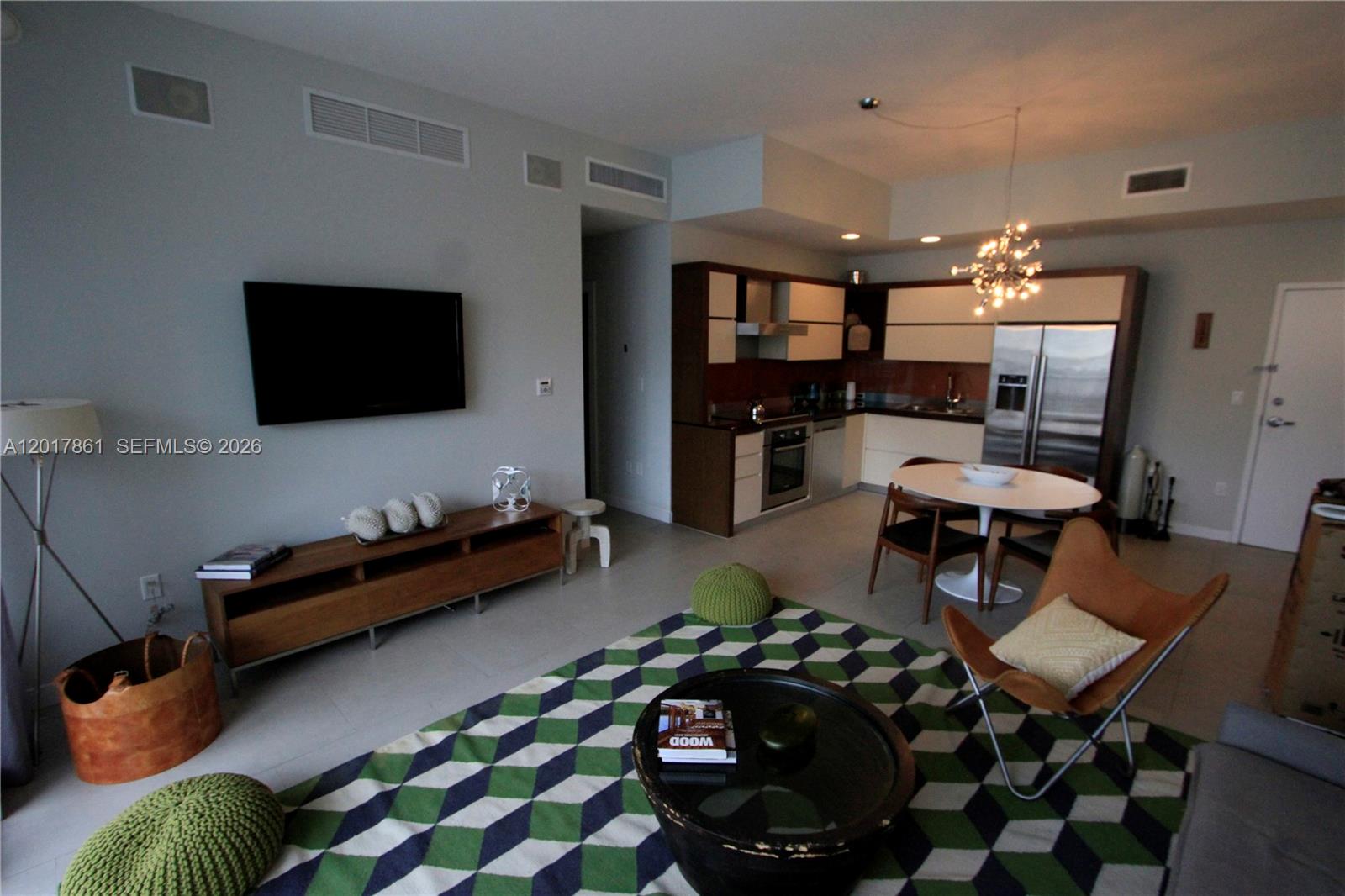 2100 Park Ave #202, Miami Beach FL 33139