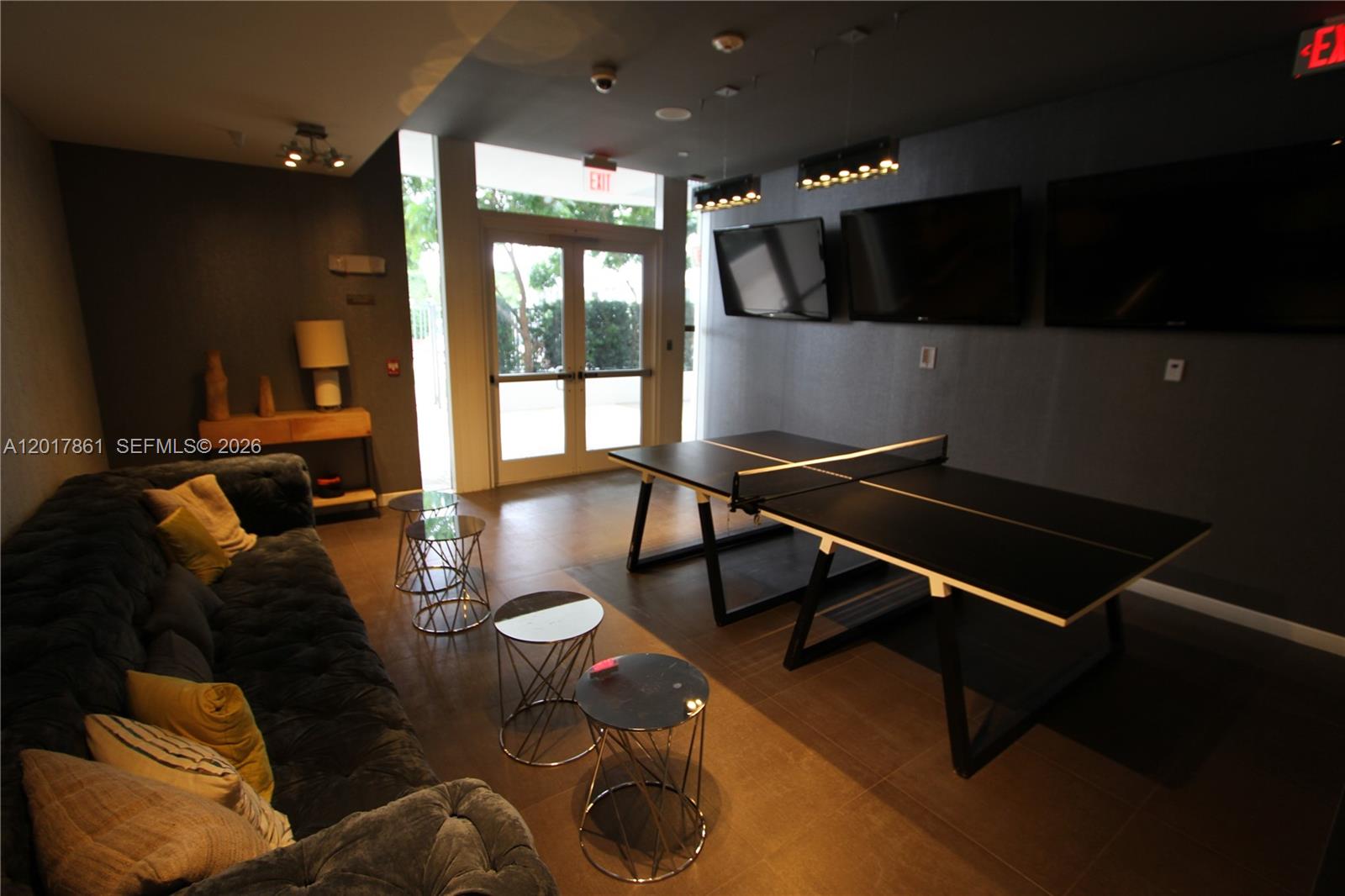 2100 Park Ave #202, Miami Beach FL 33139