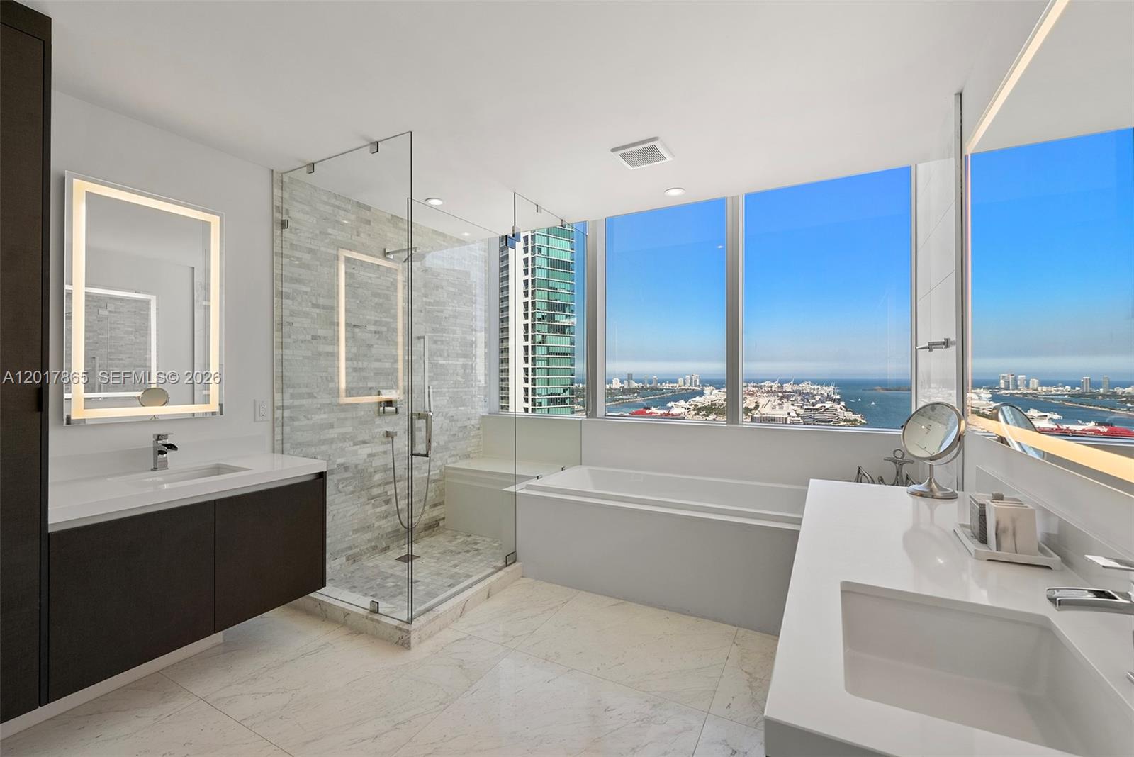 851 NE 1st Ave #3711, Miami FL 33132