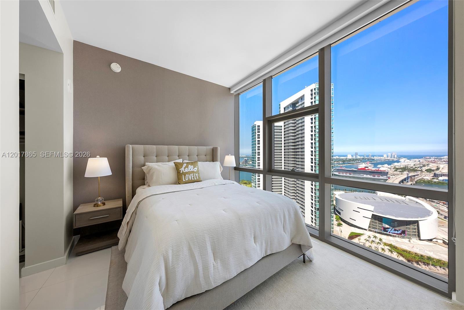 851 NE 1st Ave #3711, Miami FL 33132