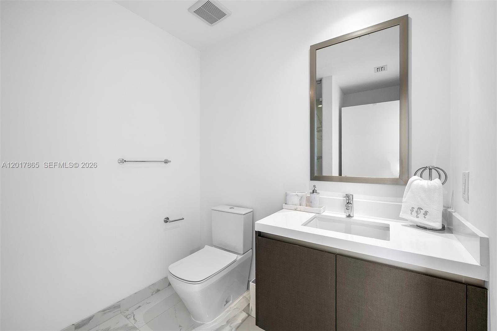 851 NE 1st Ave #3711, Miami FL 33132