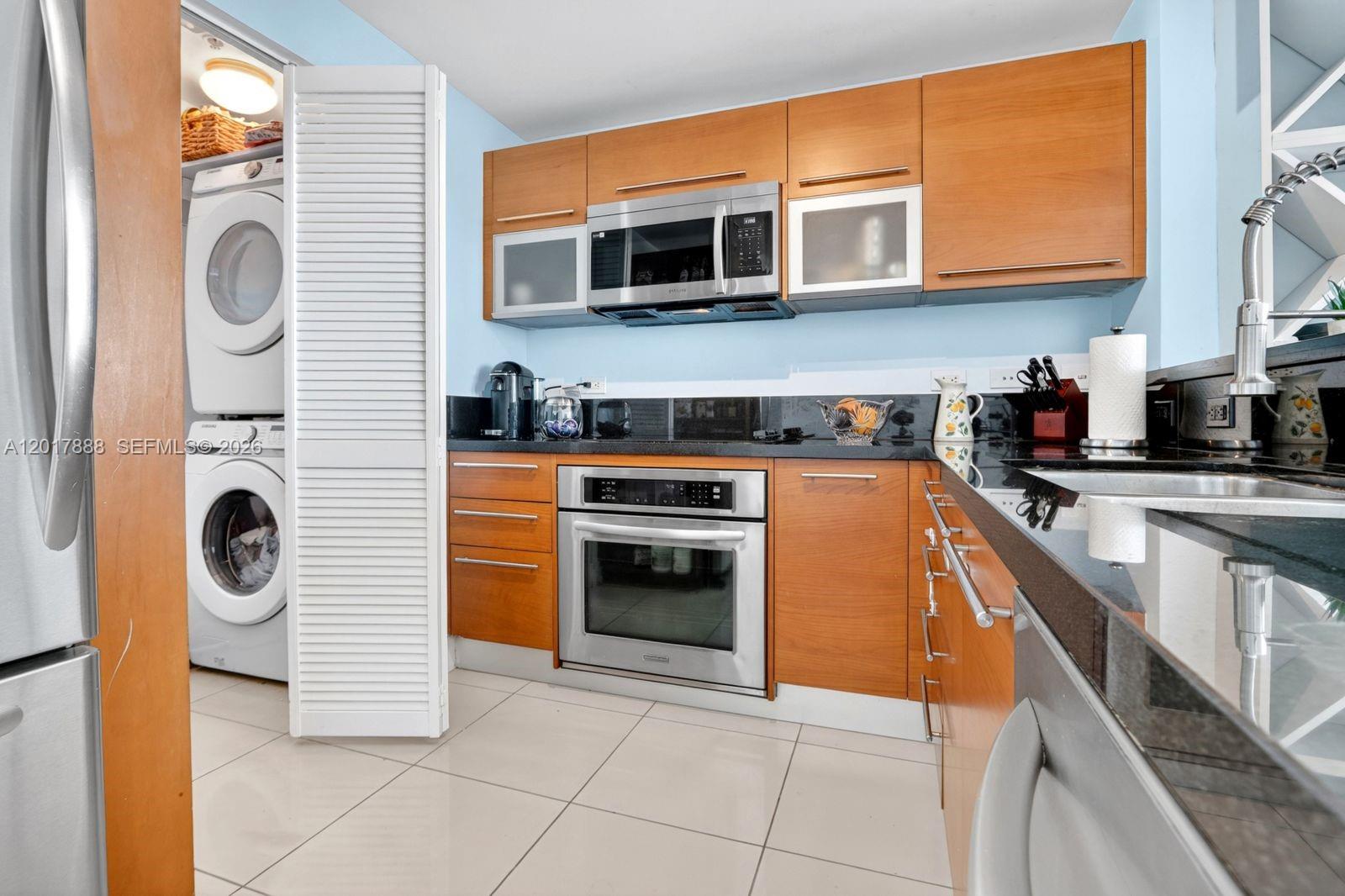 244 Biscayne Blvd #3602, Miami FL 33132