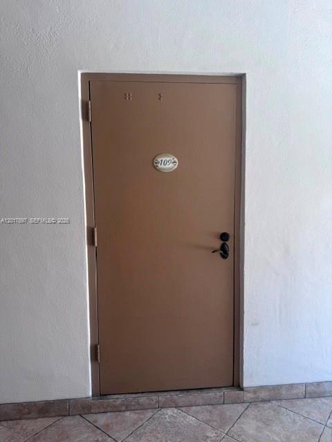 #<MlsListing:0x00007fb2cef80970>