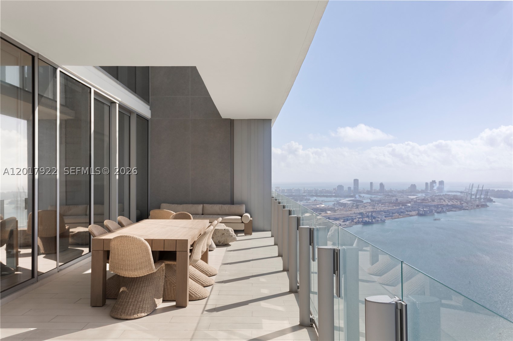 300 Biscayne Boulevard Way #5002E, Miami FL 33131