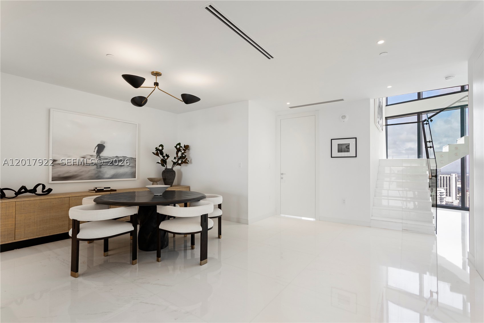 300 Biscayne Boulevard Way #5002E, Miami FL 33131