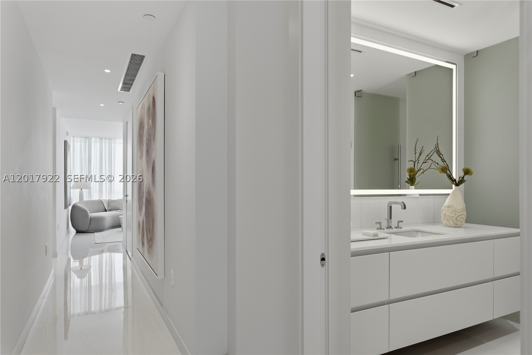 300 Biscayne Boulevard Way #5002E, Miami FL 33131