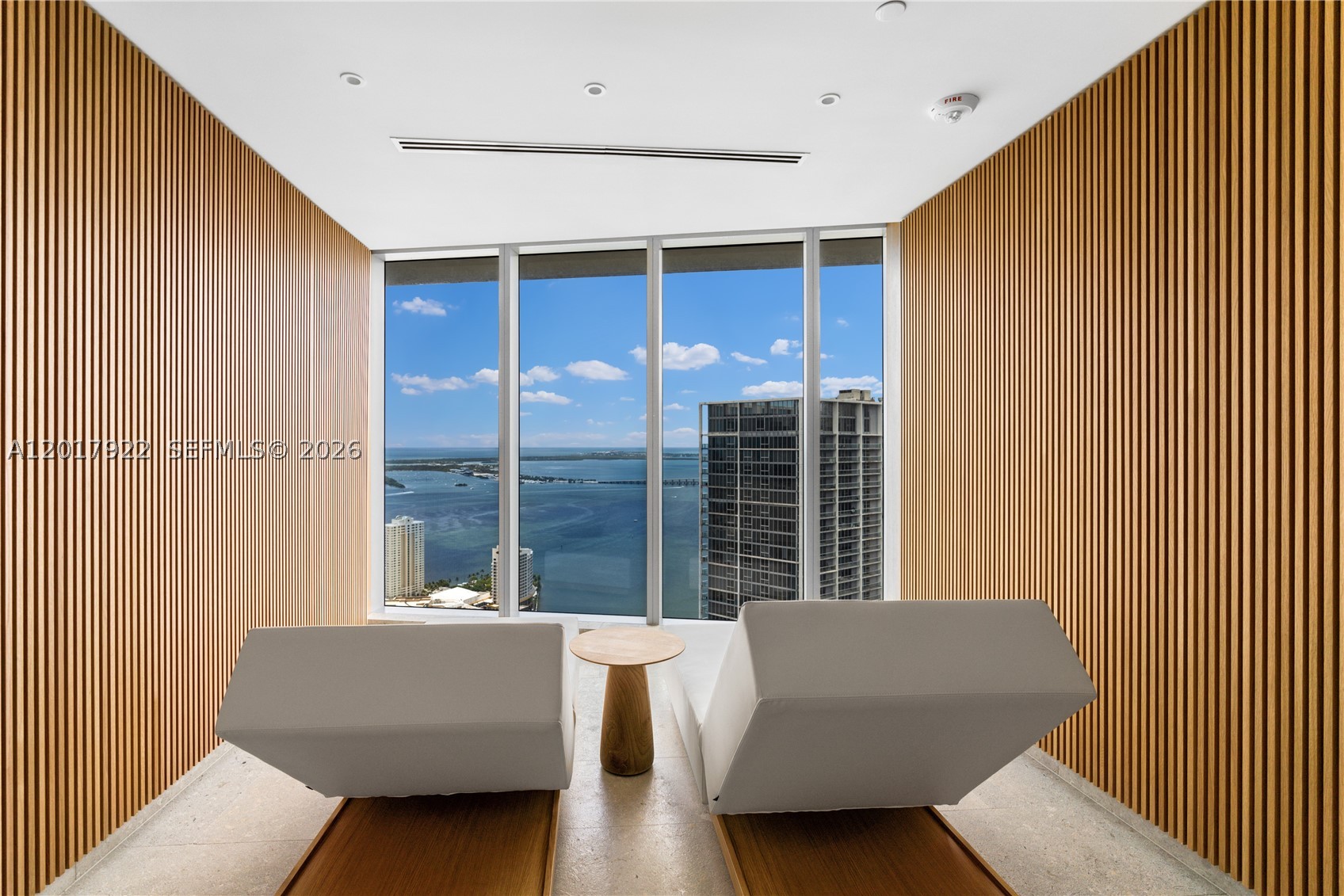 300 Biscayne Boulevard Way #5002E, Miami FL 33131