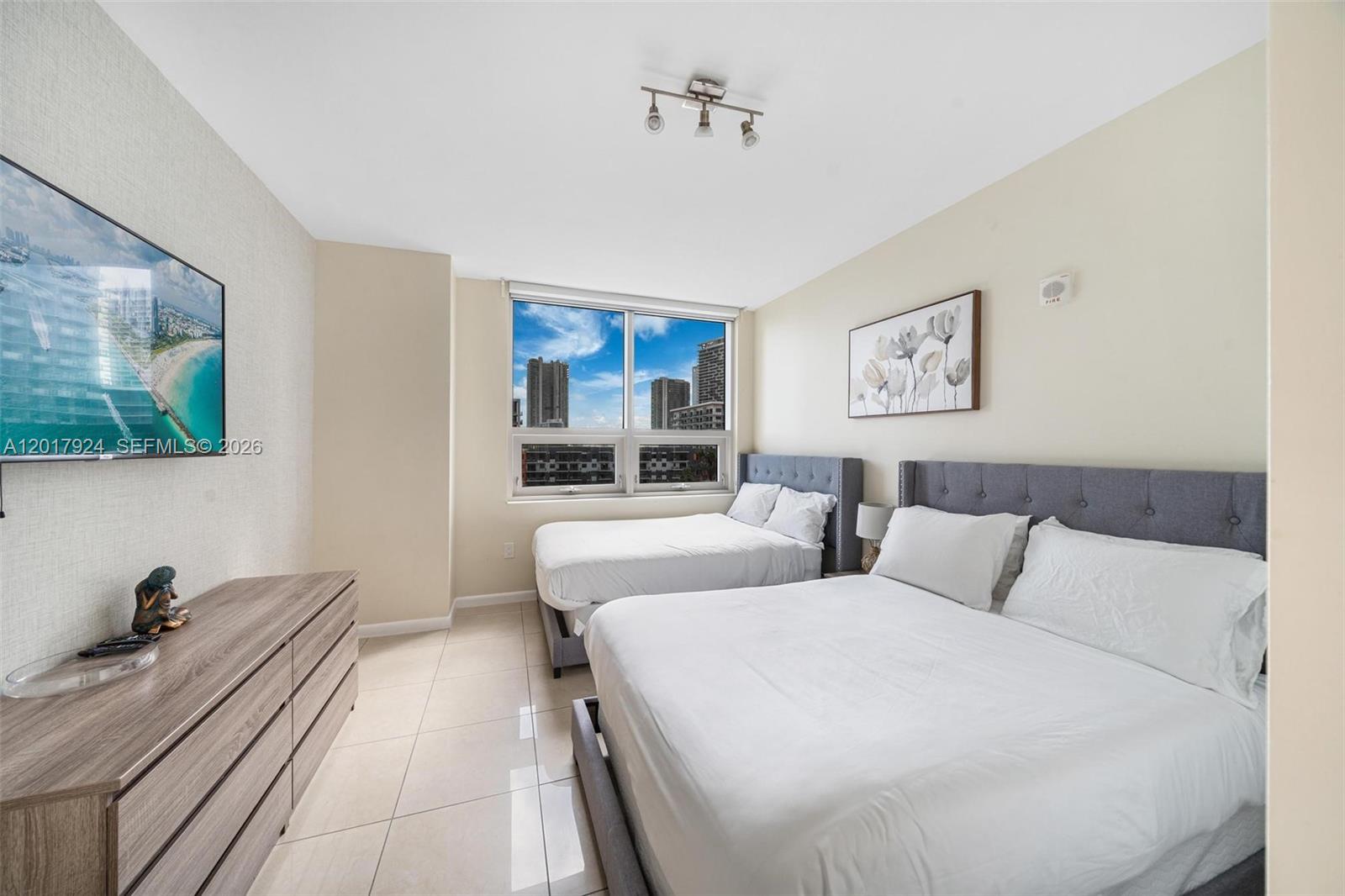3250 NE 1st Ave #916, Miami FL 33137