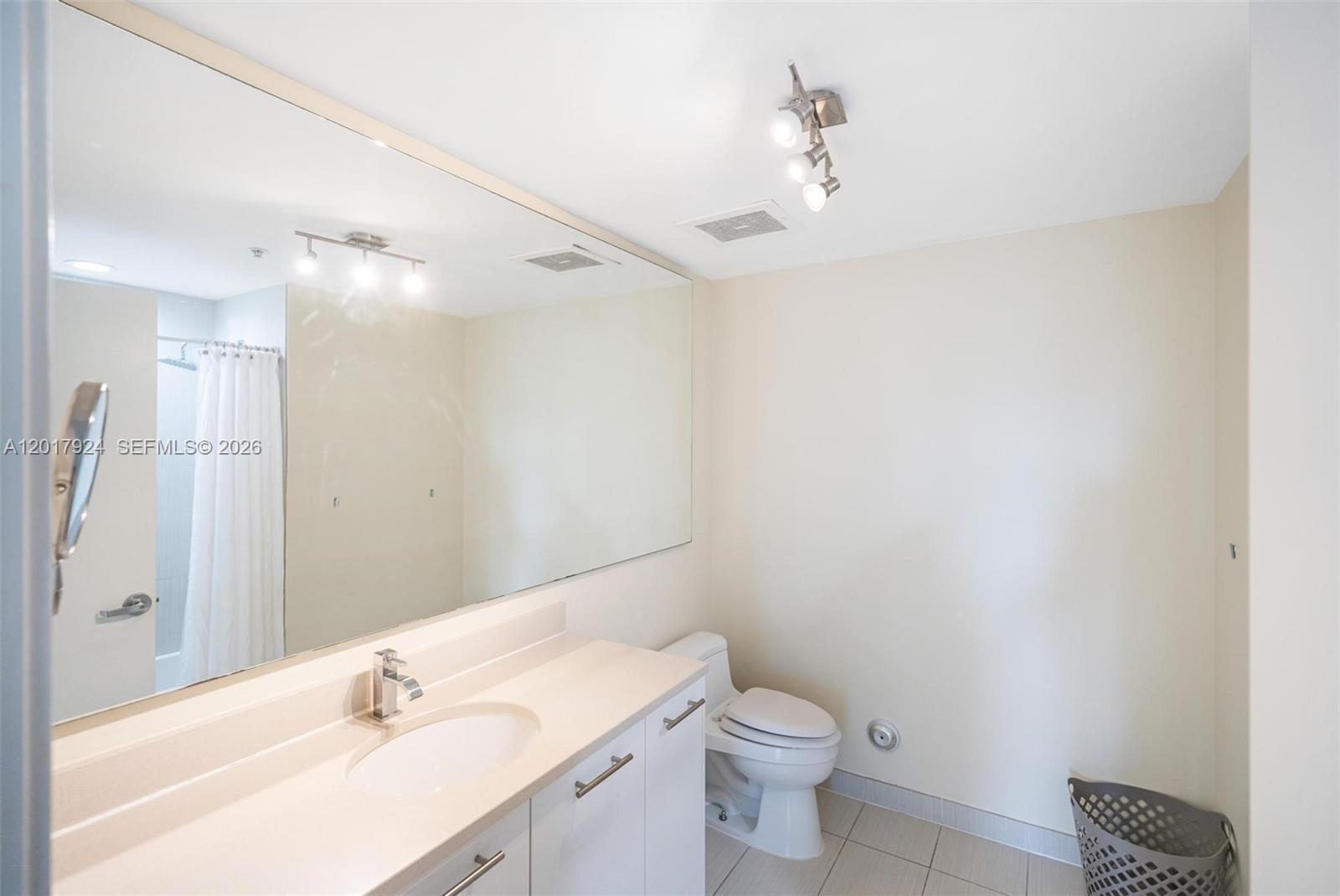 3250 NE 1st Ave #916, Miami FL 33137
