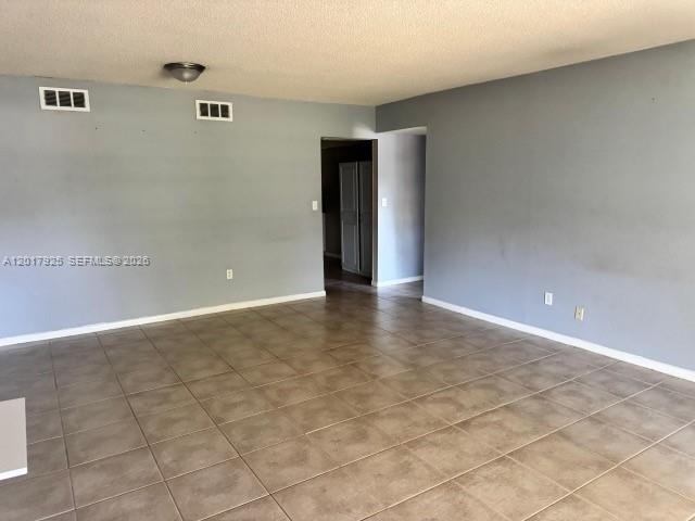 380 E Laurel Dr #4D, Margate FL 33063
