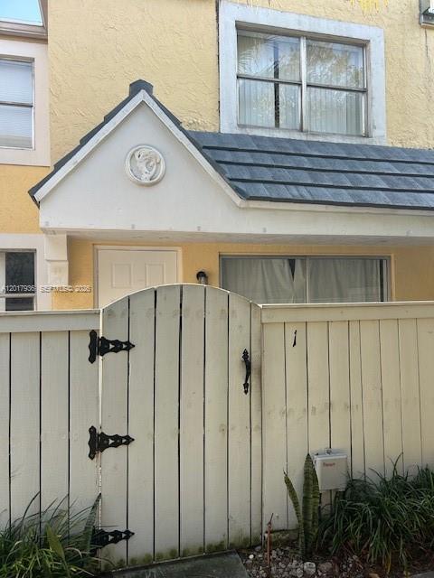 6845 SW 45th Ln #1, Miami FL 33155