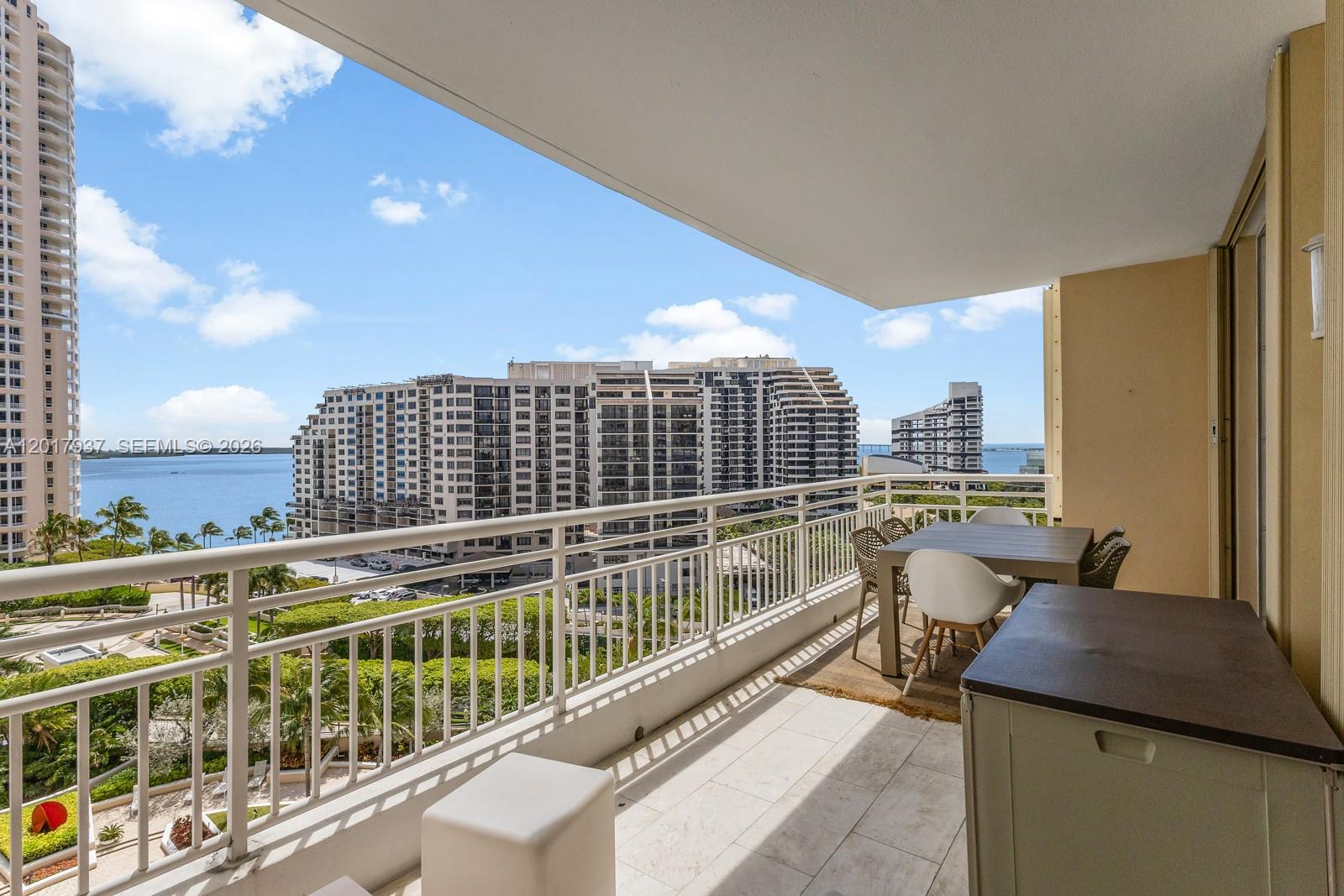 888 Brickell Key Dr #1207, Miami FL 33131
