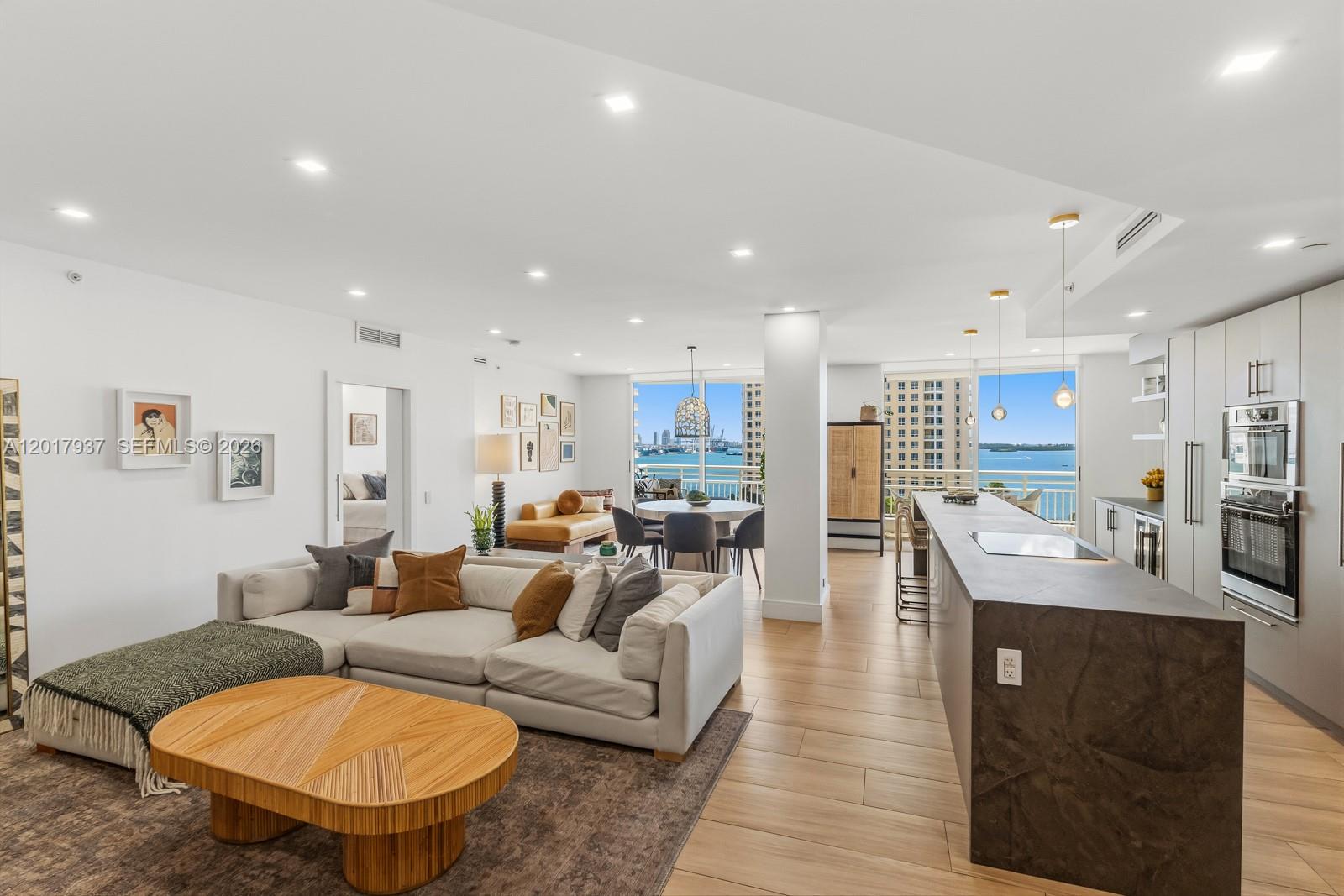 888 Brickell Key Dr #1207, Miami FL 33131