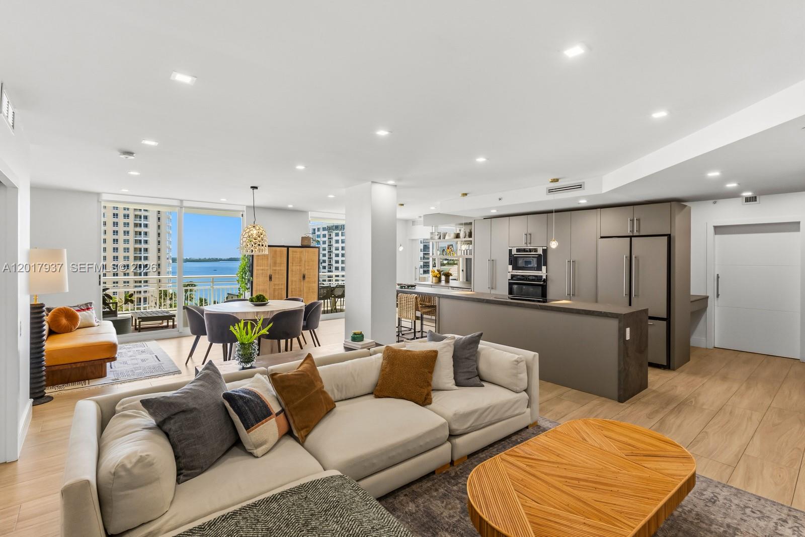 888 Brickell Key Dr #1207, Miami FL 33131
