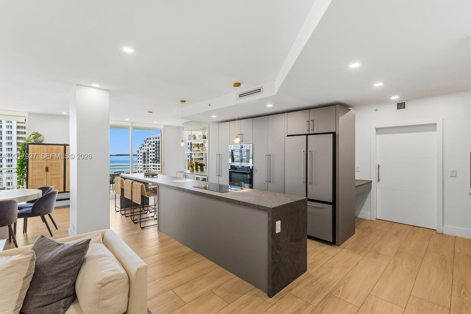 888 Brickell Key Dr #1207, Miami FL 33131