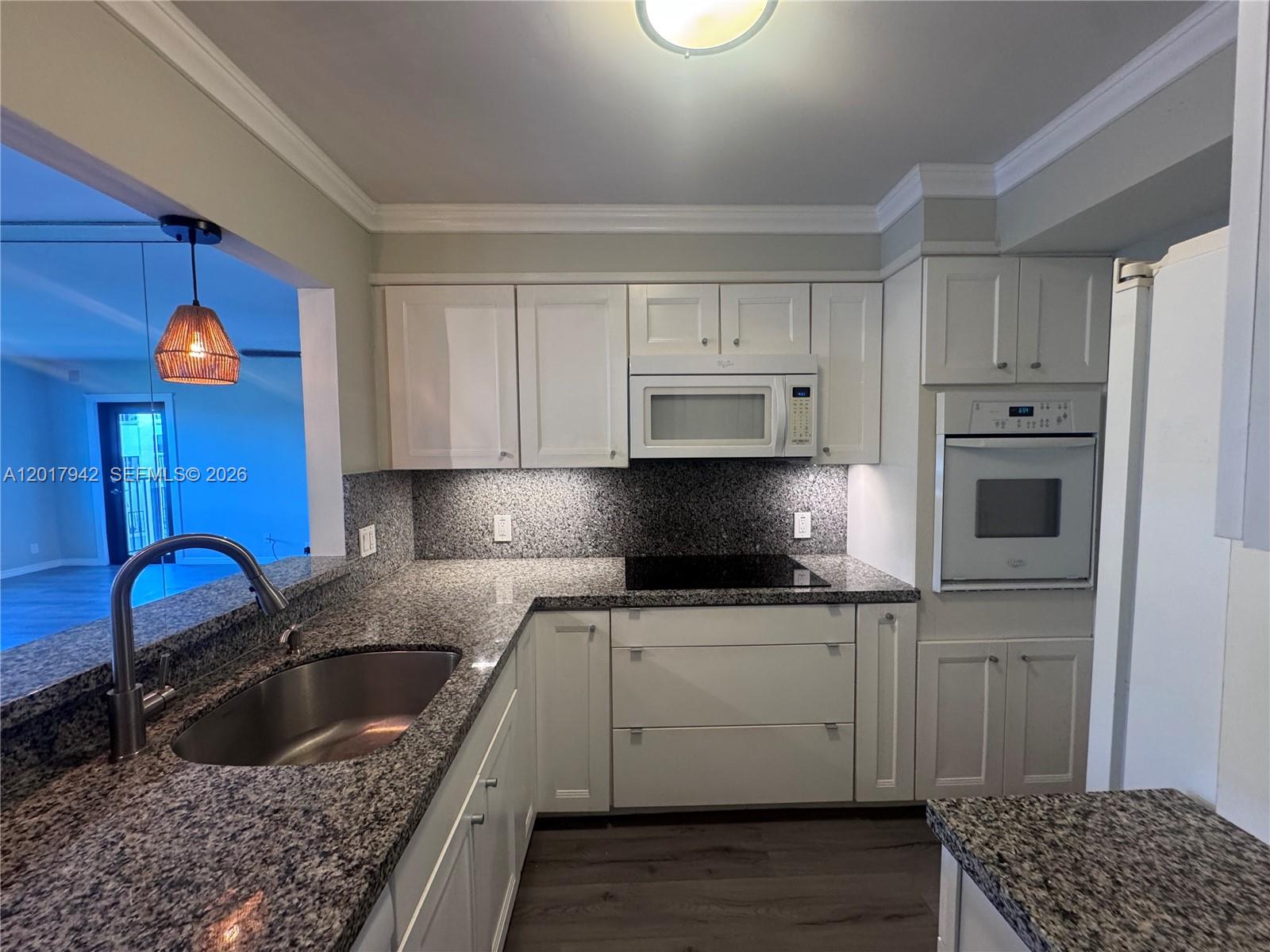 1000 River Reach Dr #302, Fort Lauderdale FL 33315