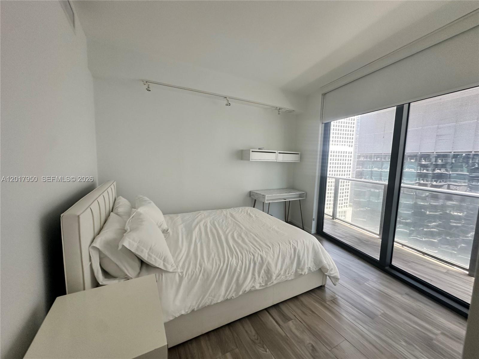801 S Miami Ave #2804, Miami FL 33130