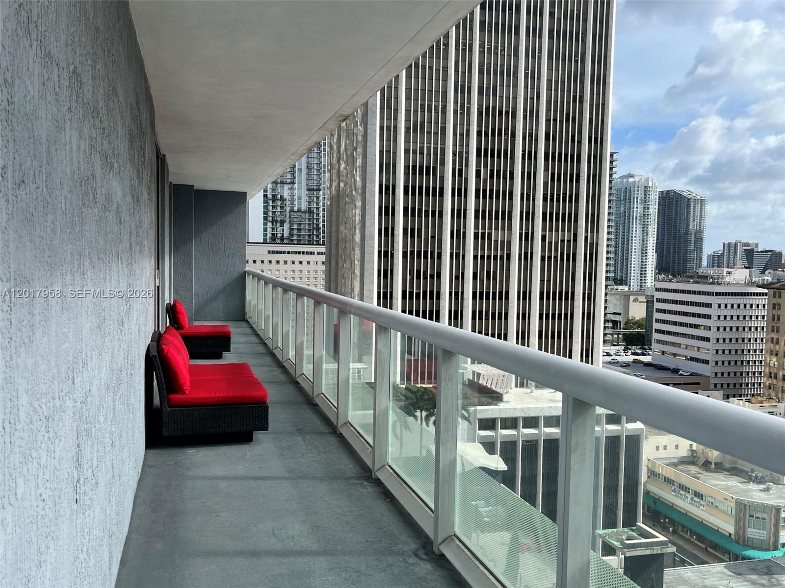 50 Biscayne Blvd #1801, Miami FL 33132