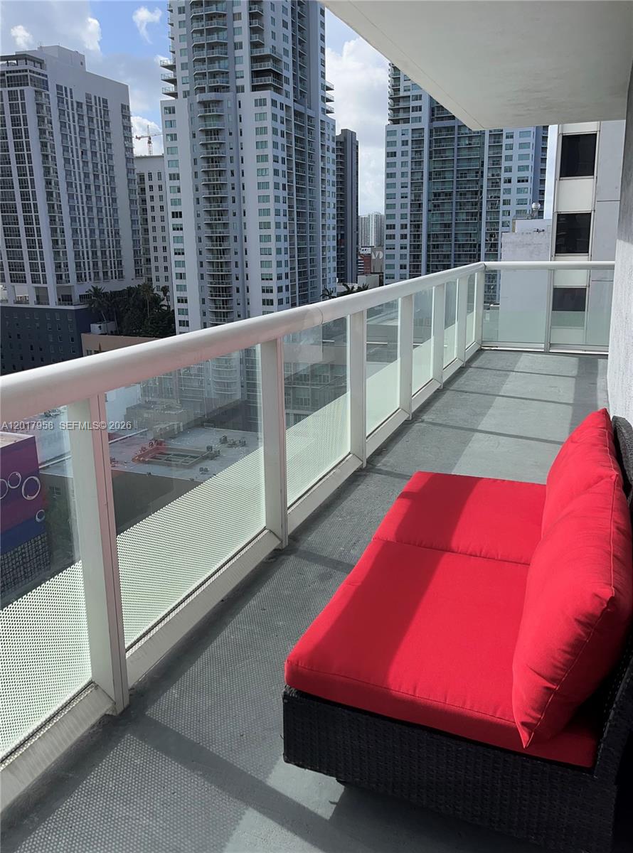50 Biscayne Blvd #1801, Miami FL 33132