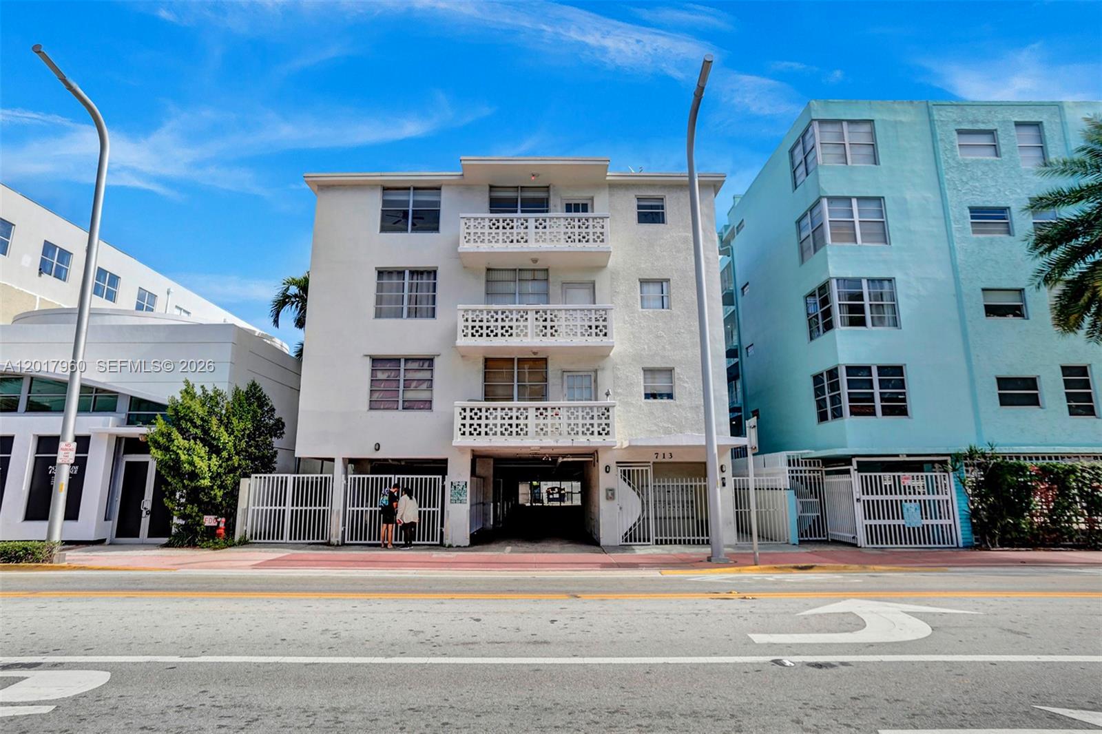 713 Collins Ave #42, Miami Beach FL 33139