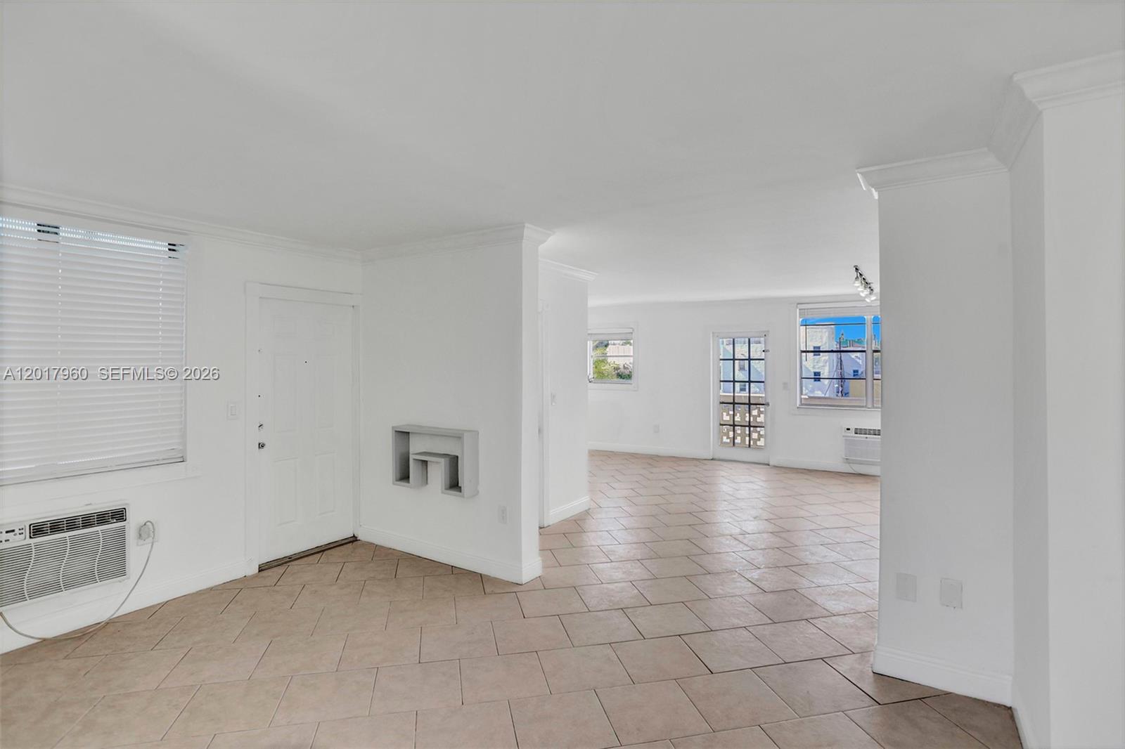 713 Collins Ave #42, Miami Beach FL 33139