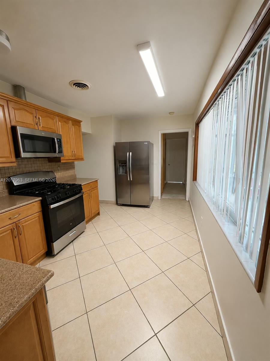 15805 SW 99th Ct, Miami FL 33157