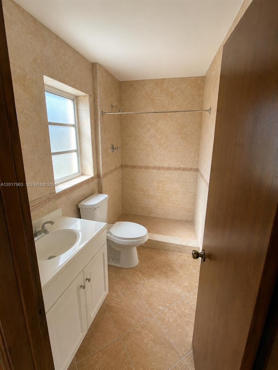 15805 SW 99th Ct, Miami FL 33157