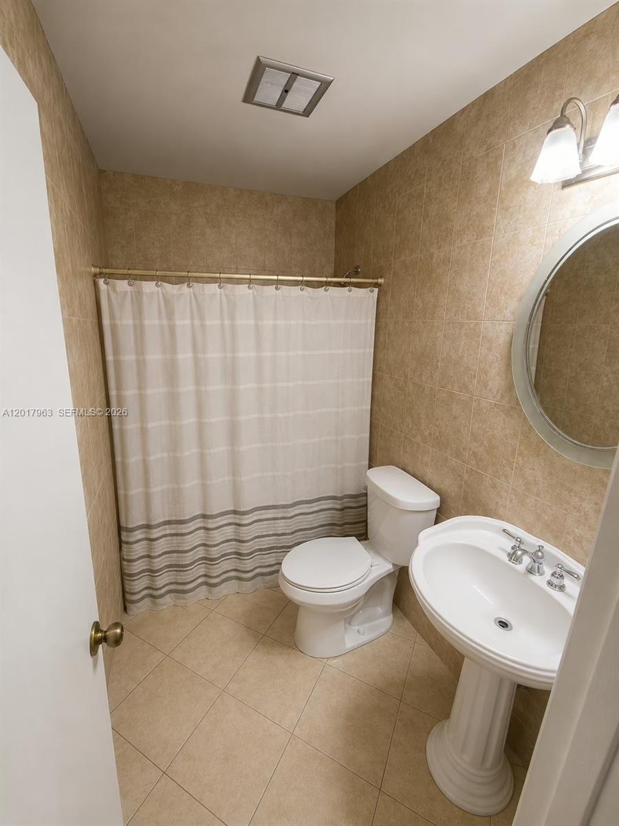 15805 SW 99th Ct, Miami FL 33157