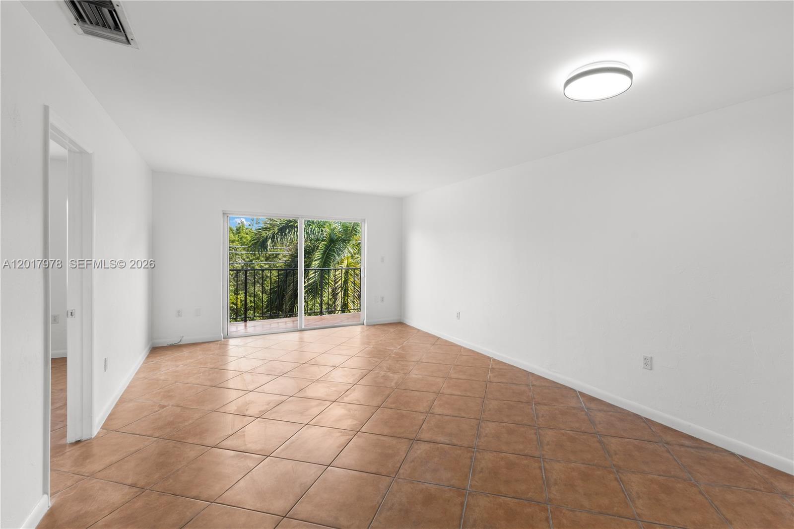 2600 NE 135th St #4E-A, North Miami FL 33181