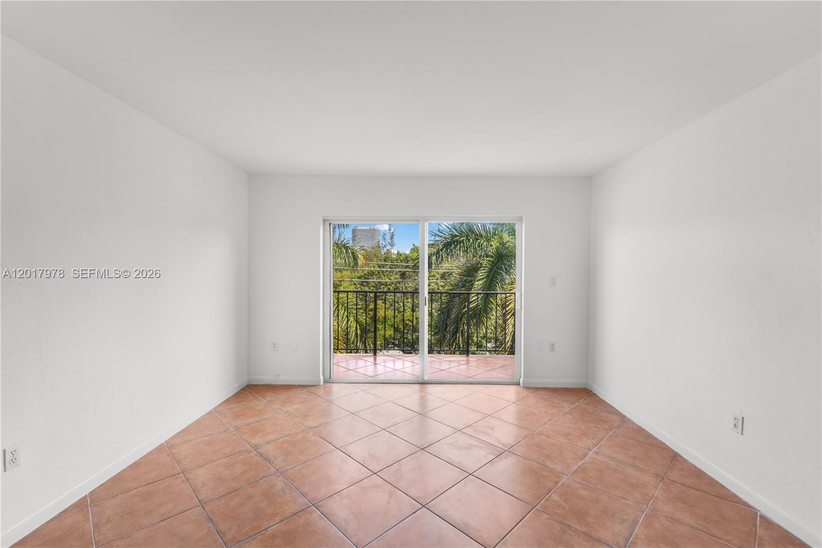 2600 NE 135th St #4E-A, North Miami FL 33181