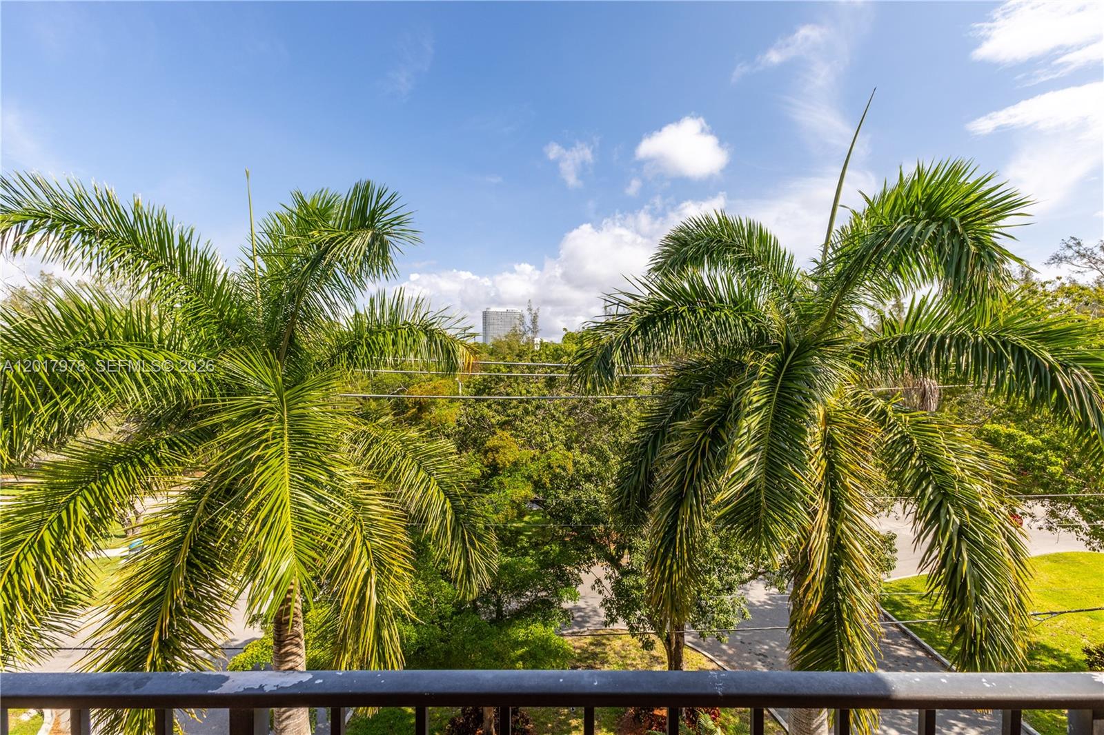 2600 NE 135th St #4E-A, North Miami FL 33181