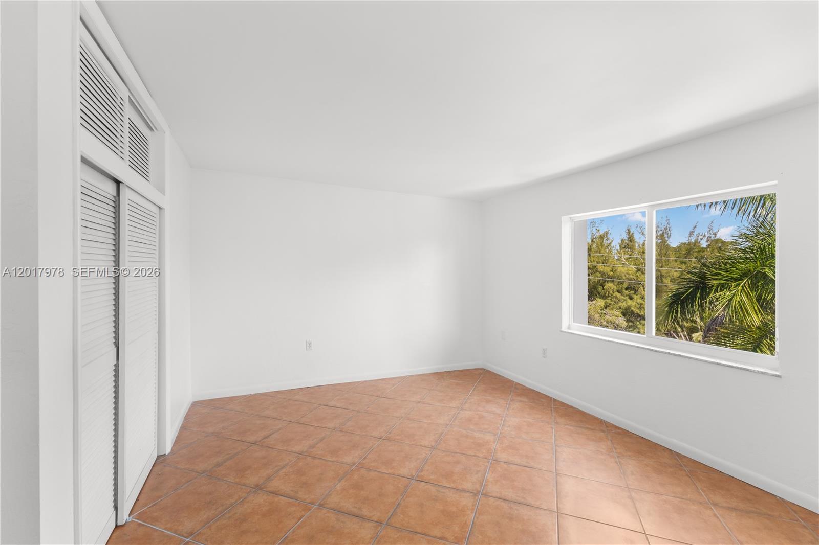 2600 NE 135th St #4E-A, North Miami FL 33181