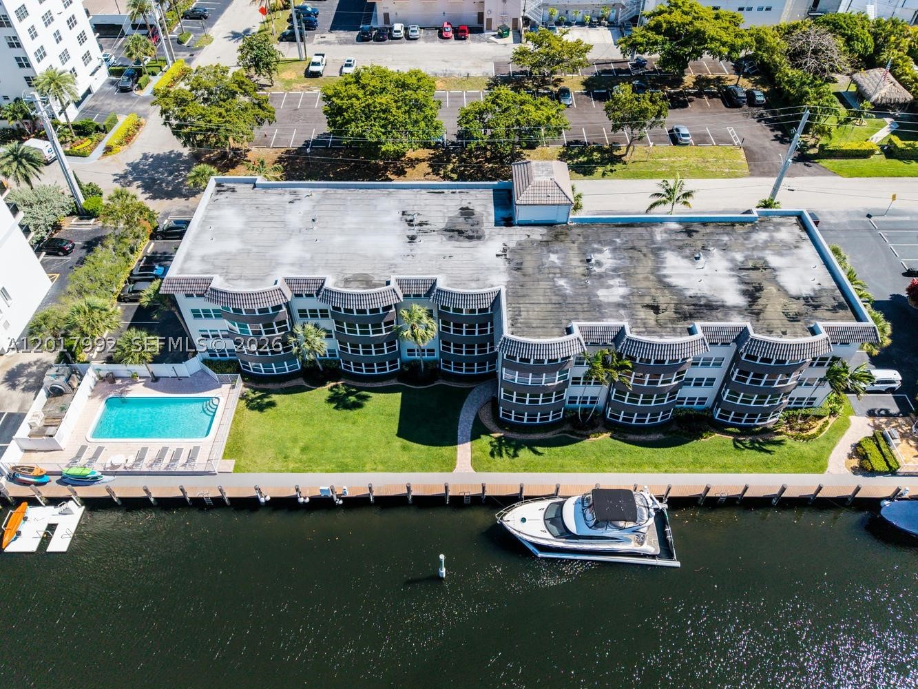 3121 NE 51st St #205E, Fort Lauderdale FL 33308