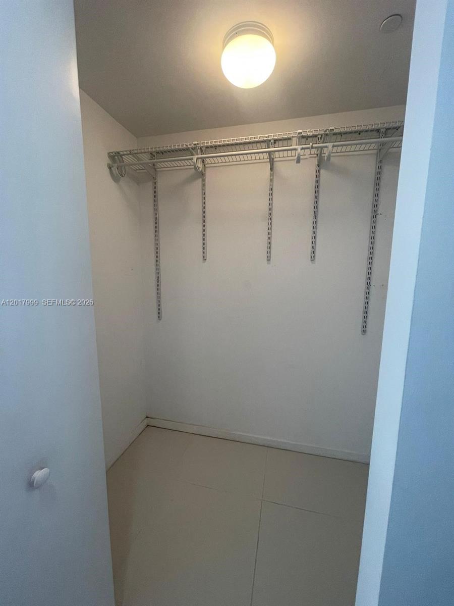 5300 Paseo Blvd #604, Doral FL 33166
