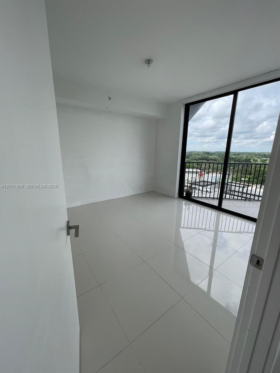 5300 Paseo Blvd #604, Doral FL 33166