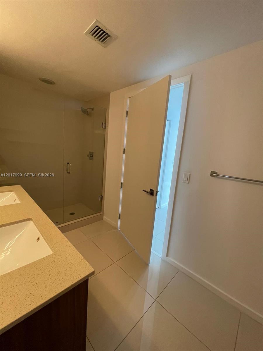 5300 Paseo Blvd #604, Doral FL 33166
