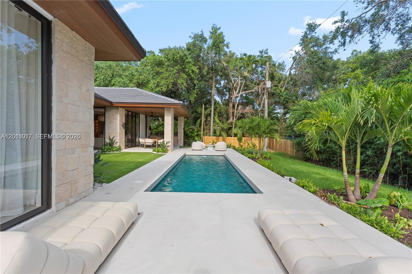 7840 SW 98th St, Miami FL 33156