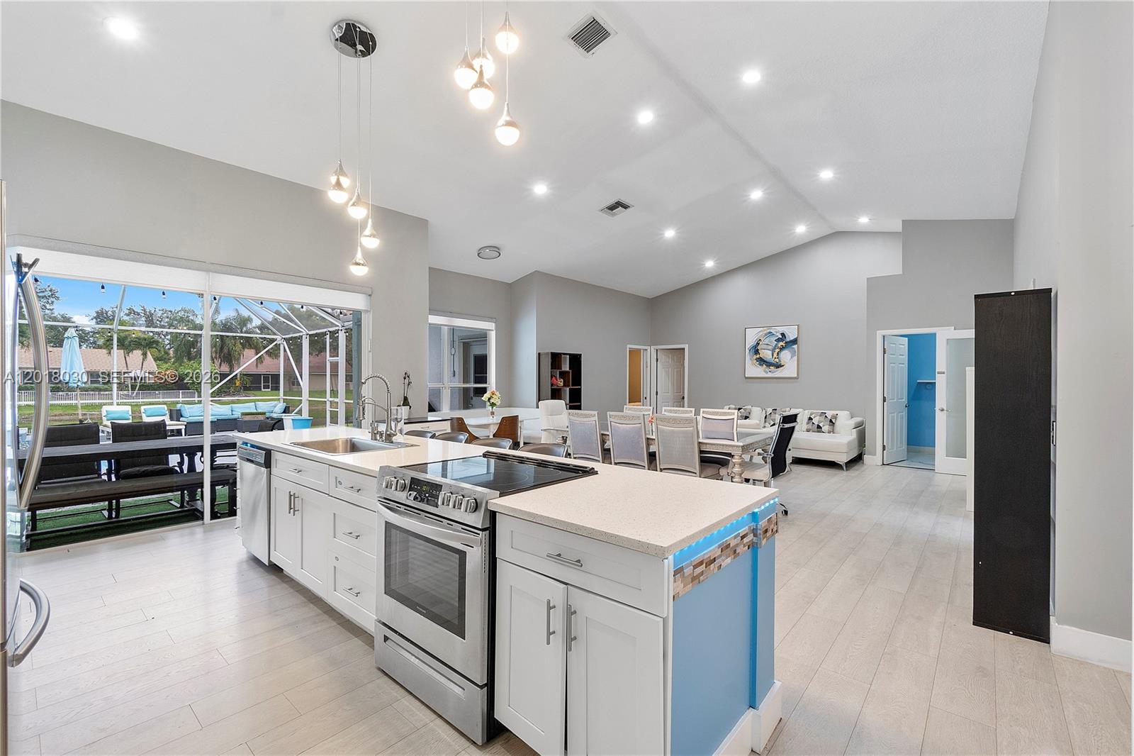 9251 NW 42nd Ct, Coral Springs FL 33065
